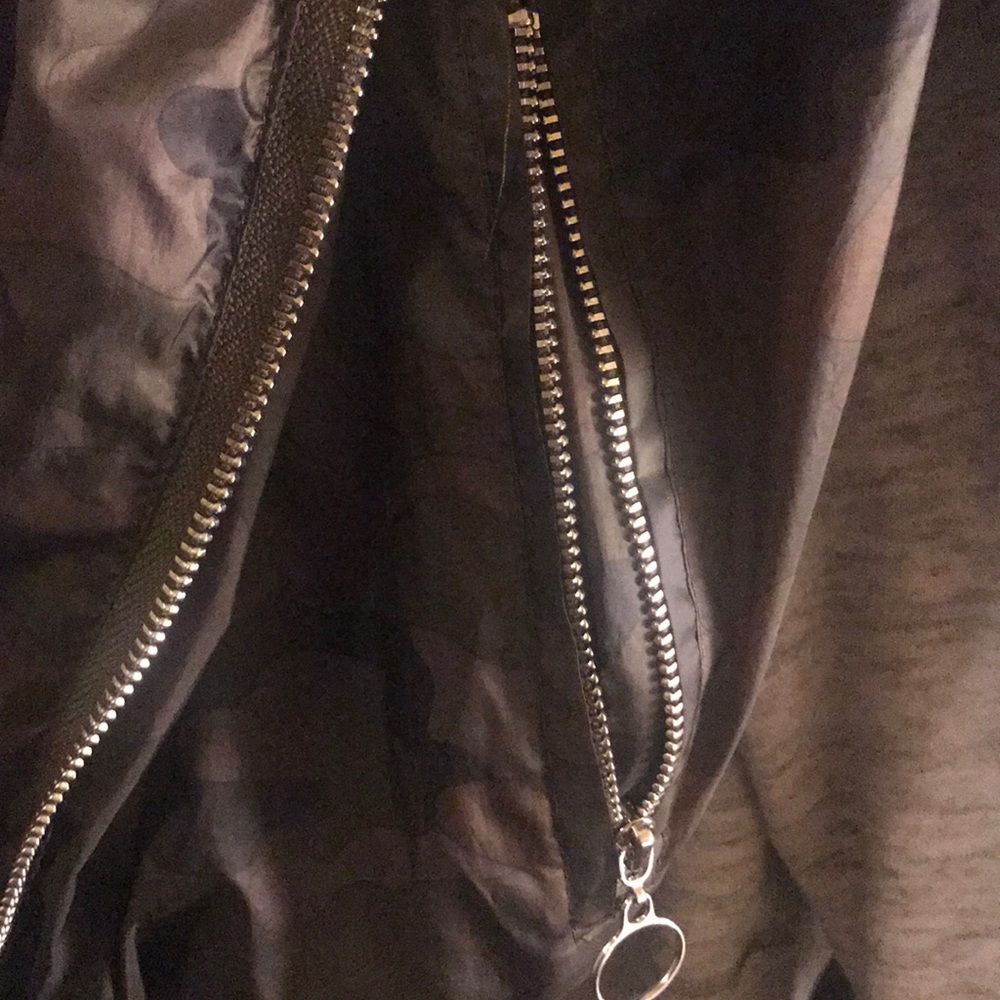 Jacket - Picture 4 of 4